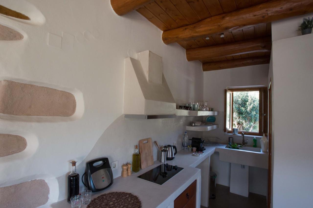 To Spiti Mas Apartment Сугия Екстериор снимка
