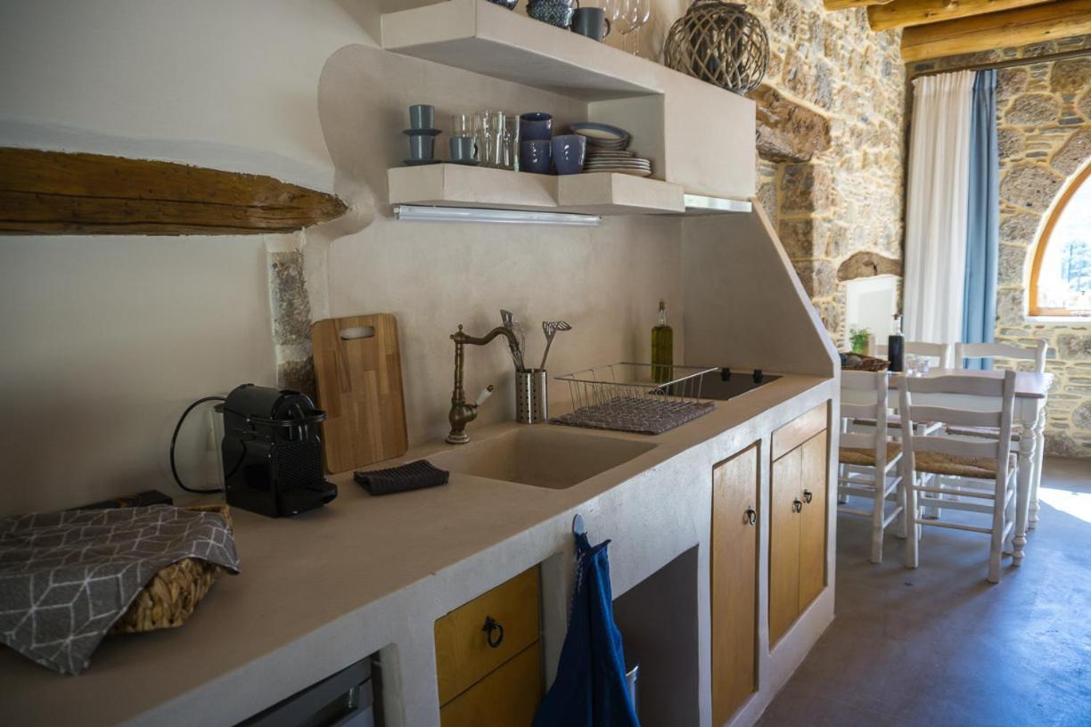 To Spiti Mas Apartment Сугия Екстериор снимка