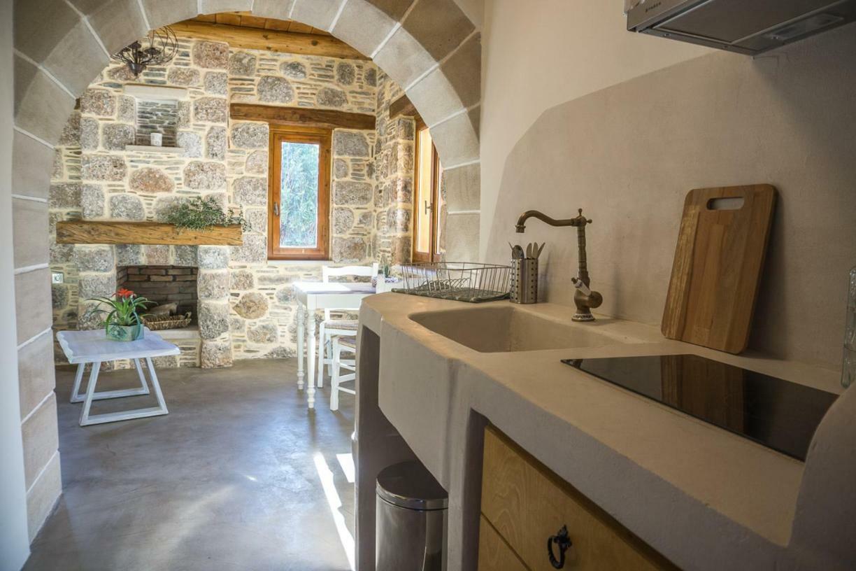 To Spiti Mas Apartment Сугия Екстериор снимка