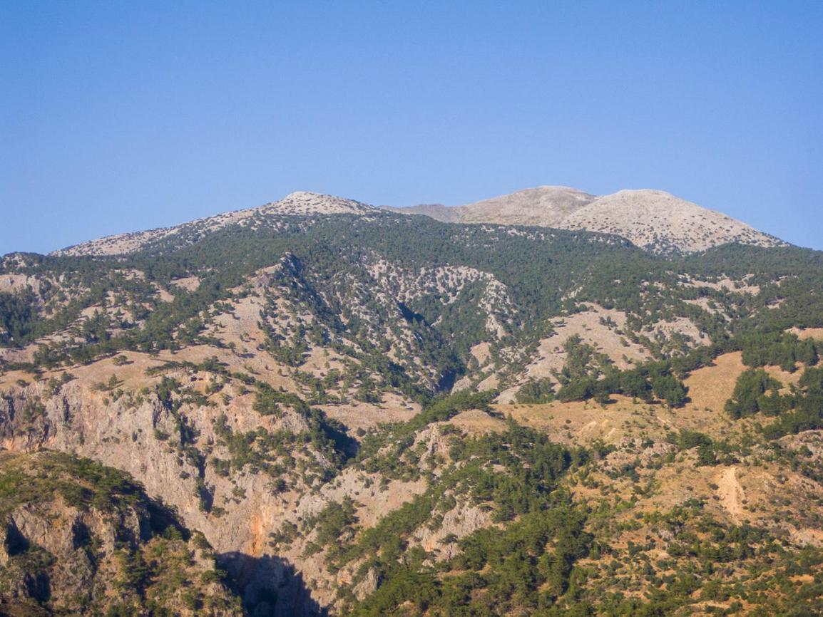 To Spiti Mas Apartment Сугия Екстериор снимка