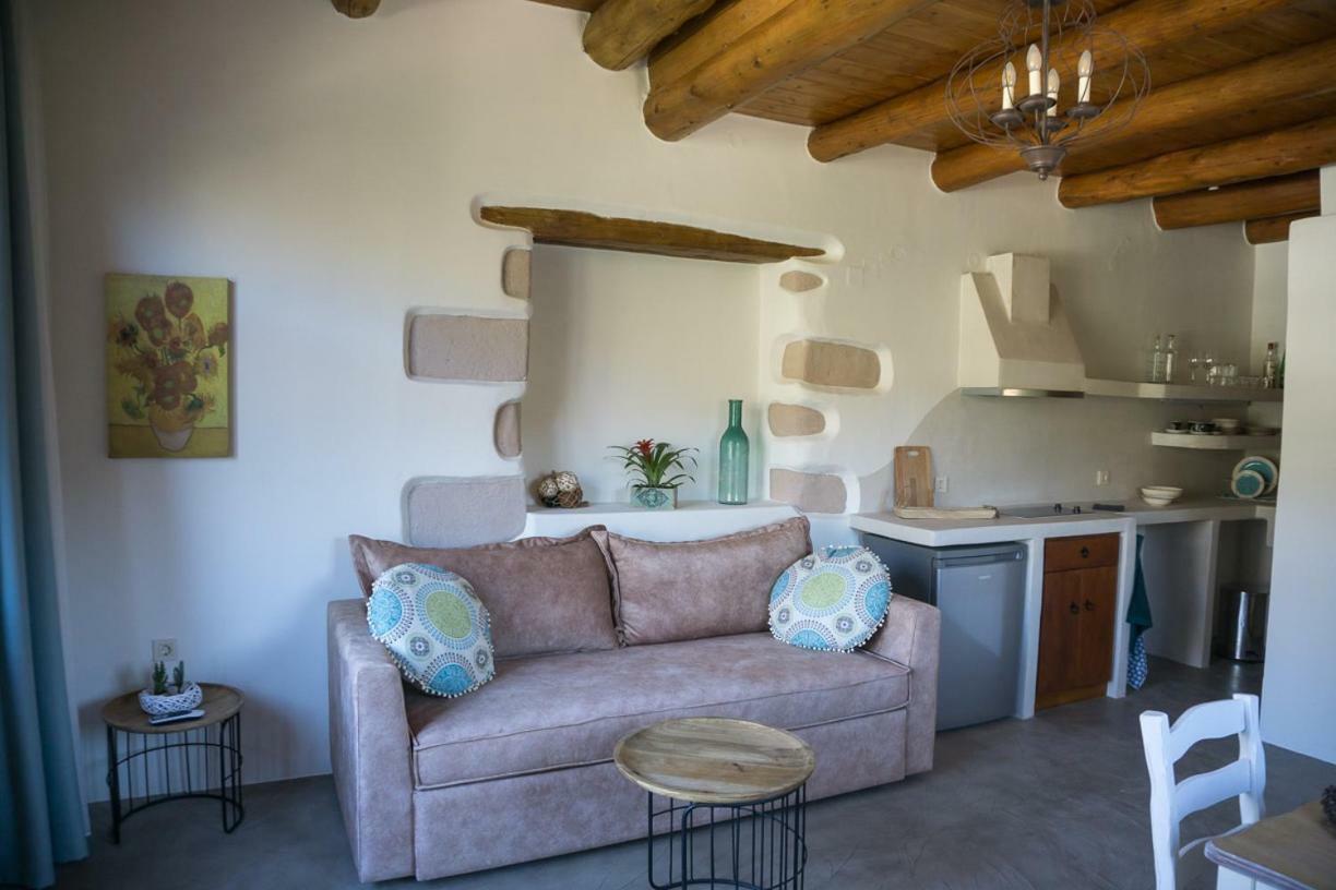 To Spiti Mas Apartment Сугия Екстериор снимка